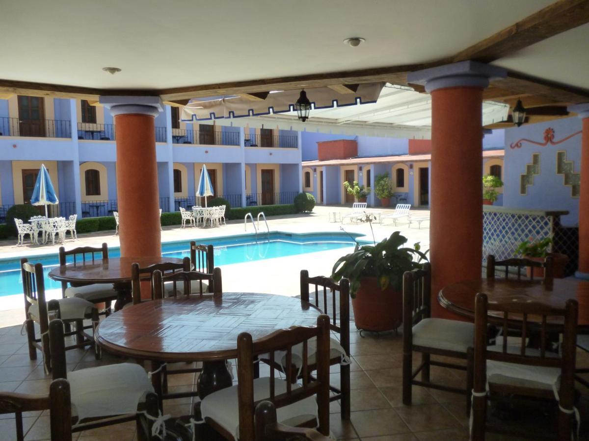 Santa Helena Plaza Hotel Oaxaca ภายนอก รูปภาพ